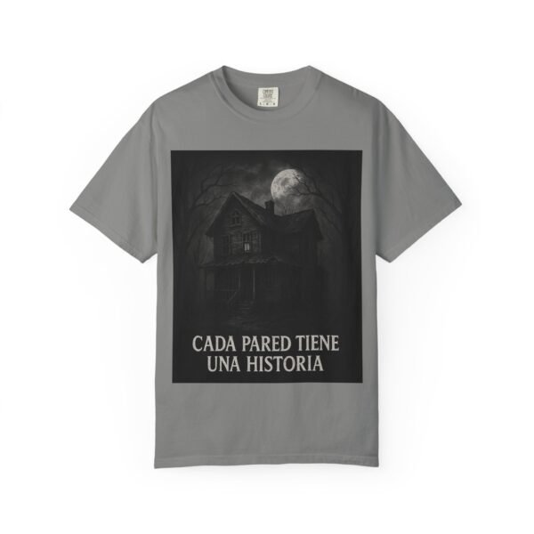 Camiseta casa embrujada “Cada pared tiene una historia” – Diseño de terror y misterio | Ropa oscura unisex - Image 9
