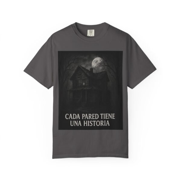 Camiseta casa embrujada “Cada pared tiene una historia” – Diseño de terror y misterio | Ropa oscura unisex - Image 13